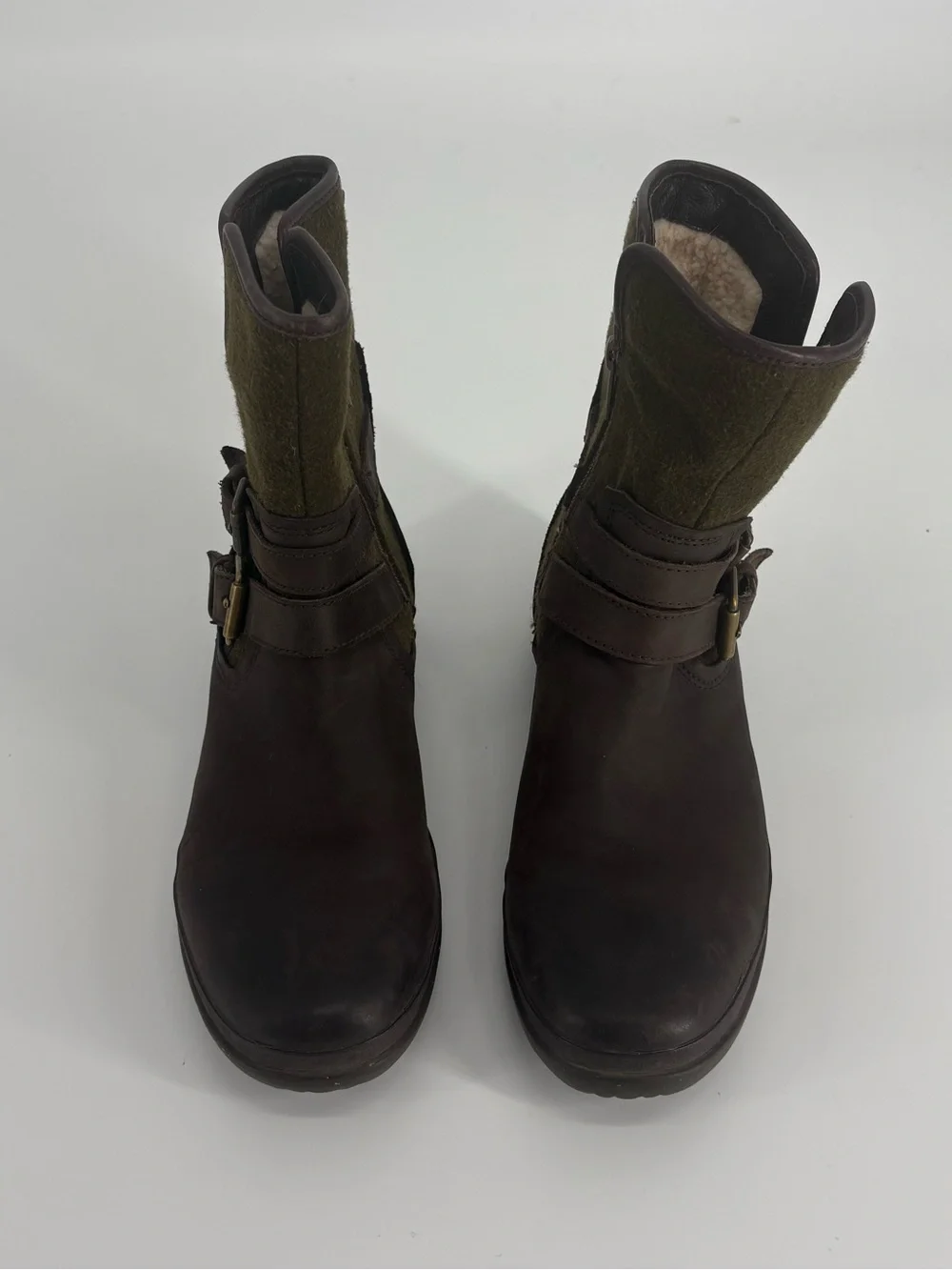 Ugg Simmens Green and Brown Cold-Weather Waterproof Boots